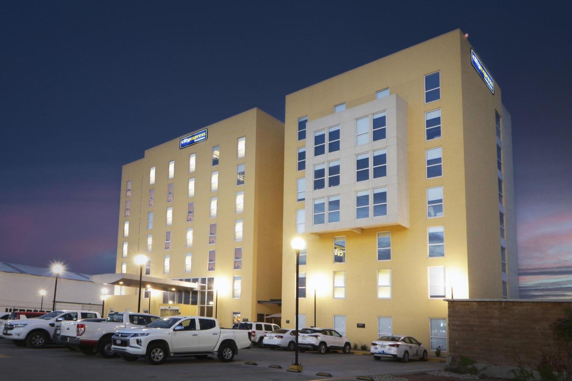 City Express By Marriott Piedras Negras Buitenkant foto